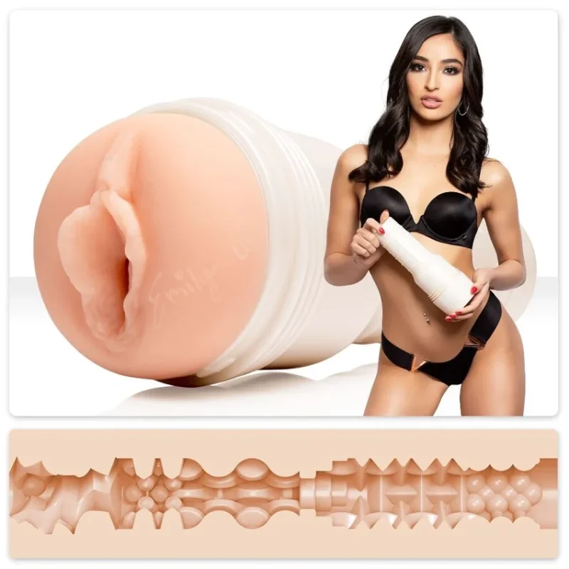 FLESHLIGHT GIRLS - Emily Willis Squirt Vagina